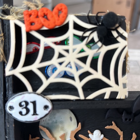 SHADOWBOX for Halloween - Picture 5 of 6